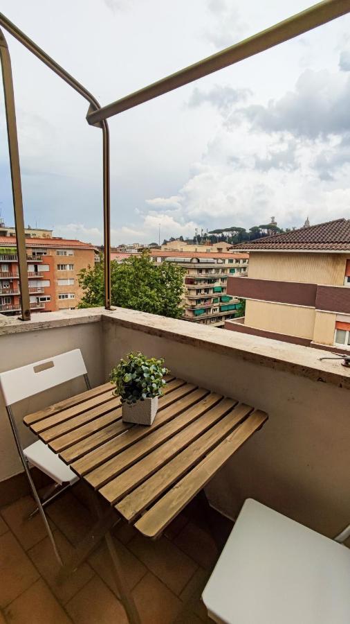 Holydom71 Apartment Rome Bagian luar foto