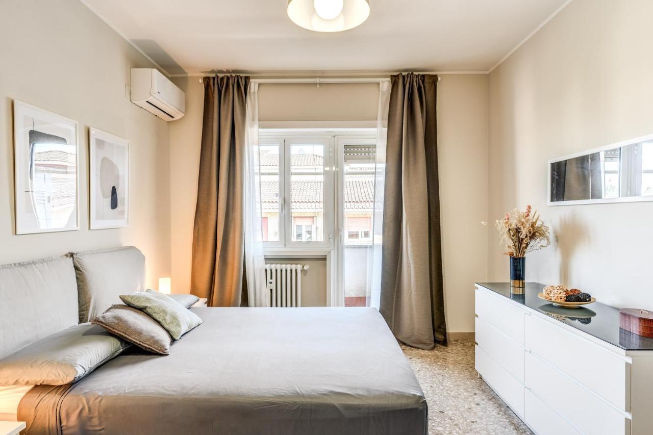 Holydom71 Apartment Rome Bagian luar foto