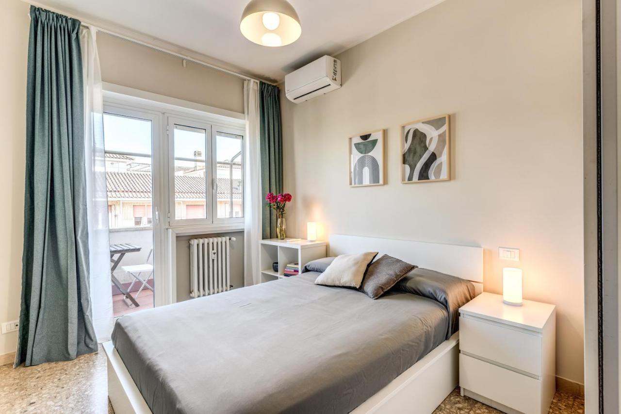 Holydom71 Apartment Rome Bagian luar foto