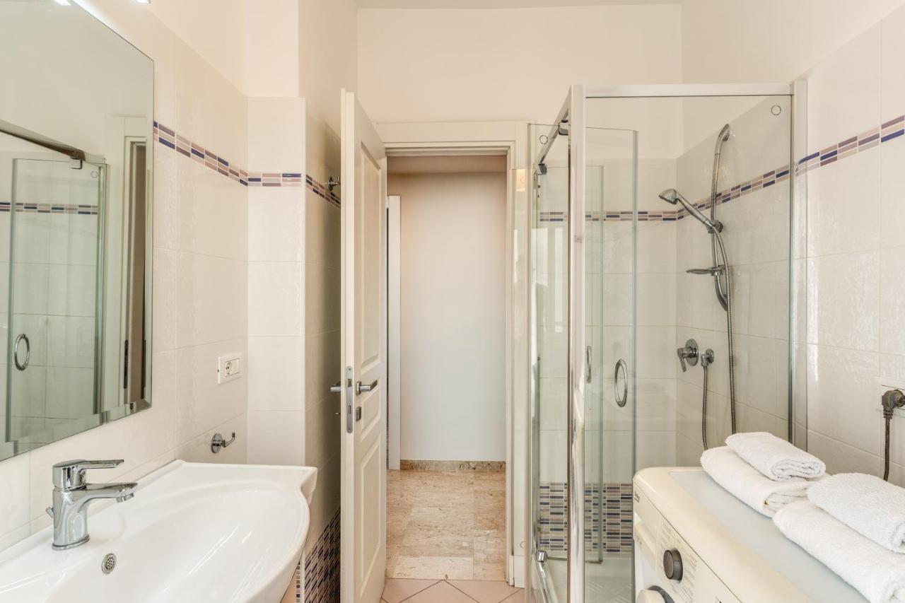 Holydom71 Apartment Rome Bagian luar foto