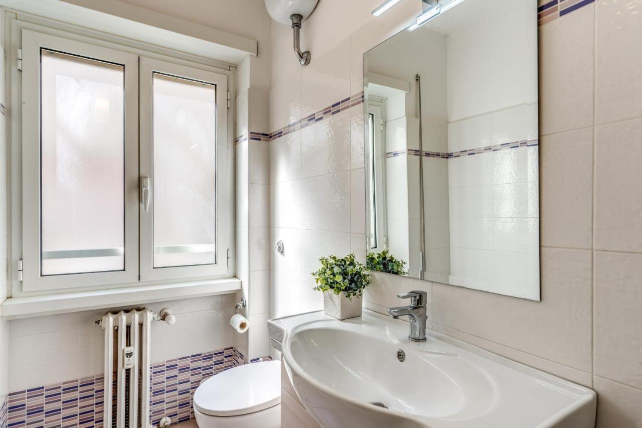 Holydom71 Apartment Rome Bagian luar foto